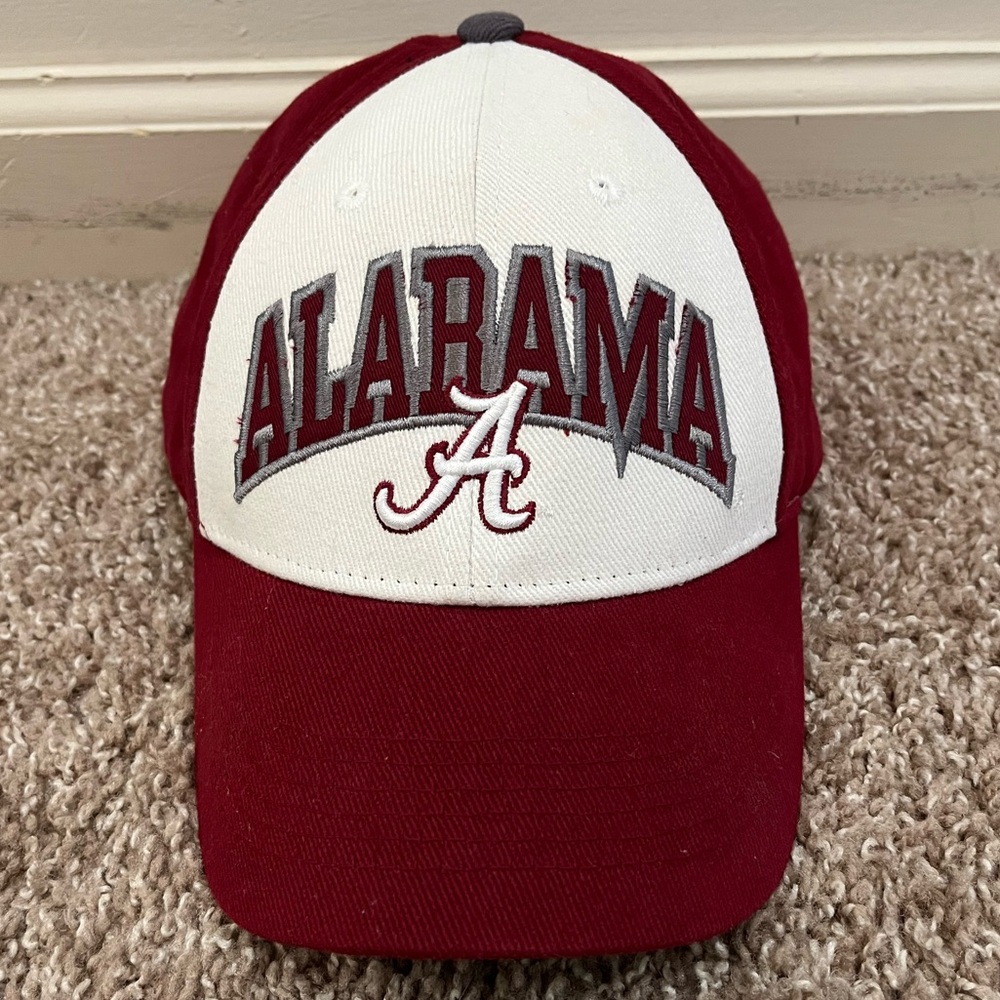 Captivating Headgear NCAA Alabama Crimson Tide Adjustable Hat ROLL TIDE!